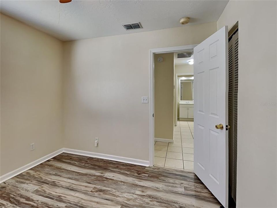 For Rent: $1,650 (3 beds, 2 baths, 1672 Square Feet)