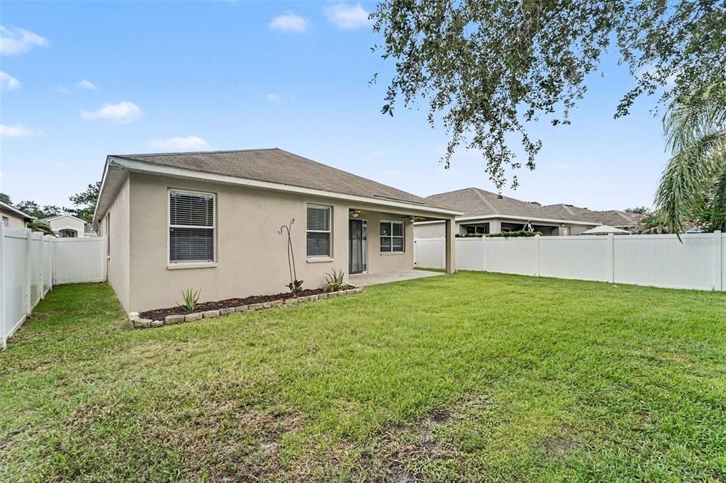 En Venta: $384,900 (3 camas, 2 baños, 2062 Pies cuadrados)
