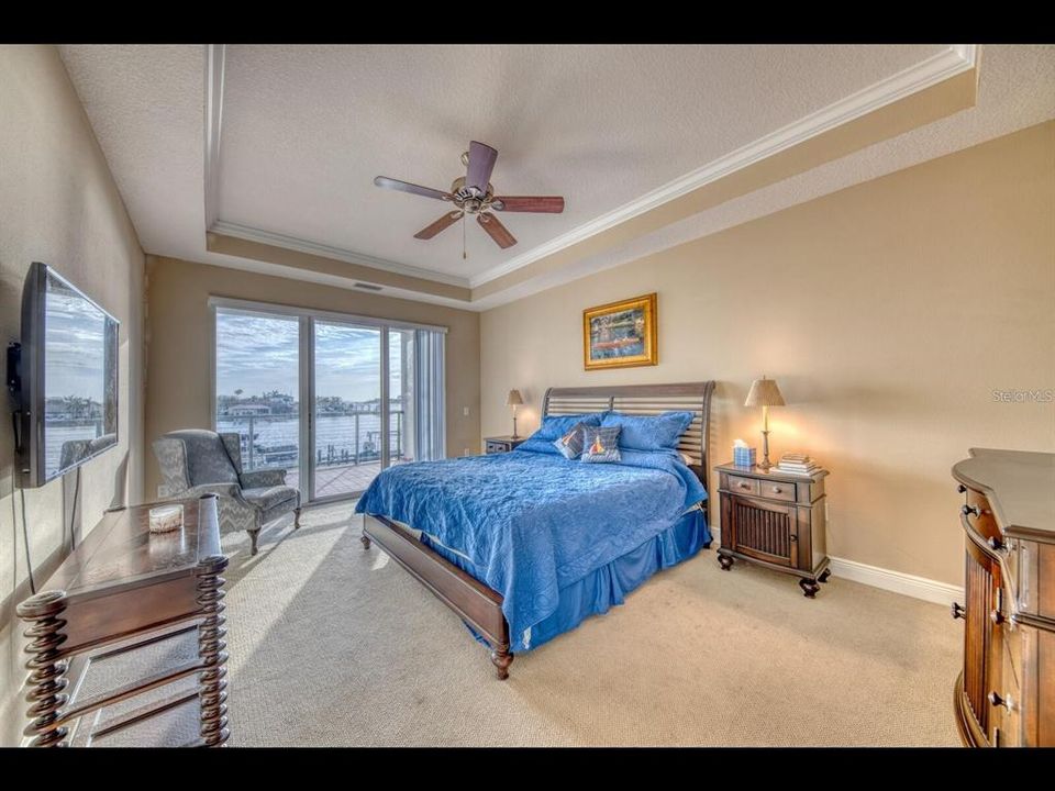 В аренду: $3,900 (3 спален, 3 ванн, 2237 Квадратных фут)
