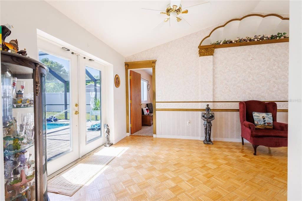 На продажу: $370,000 (2 спален, 2 ванн, 1459 Квадратных фут)