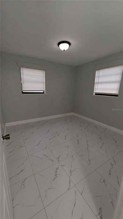 В аренду: $1,950 (3 спален, 1 ванн, 1168 Квадратных фут)