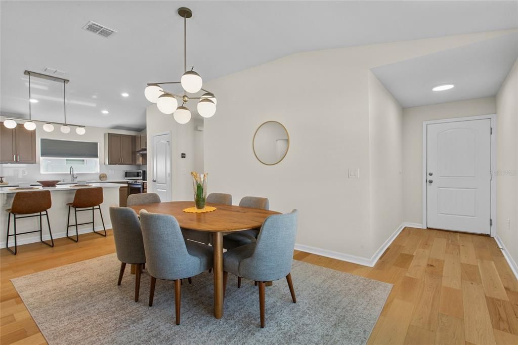 En Venta: $334,999 (3 camas, 2 baños, 1552 Pies cuadrados)