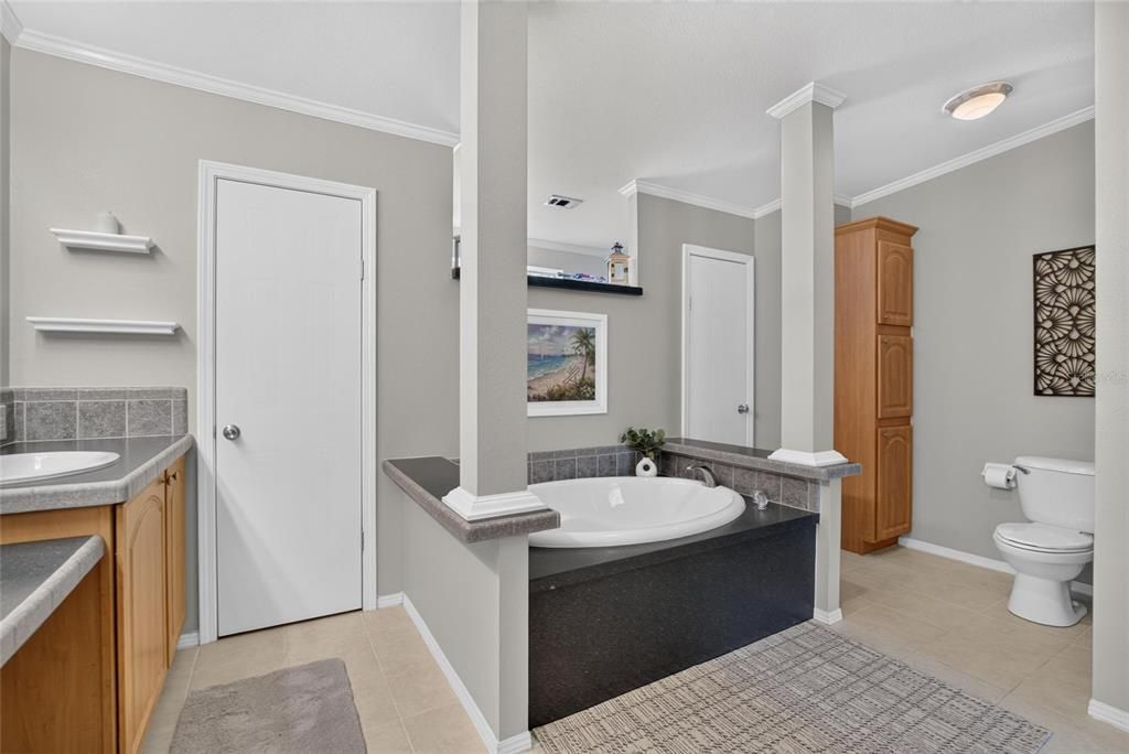 For Sale: $325,000 (4 beds, 2 baths, 2182 Square Feet)