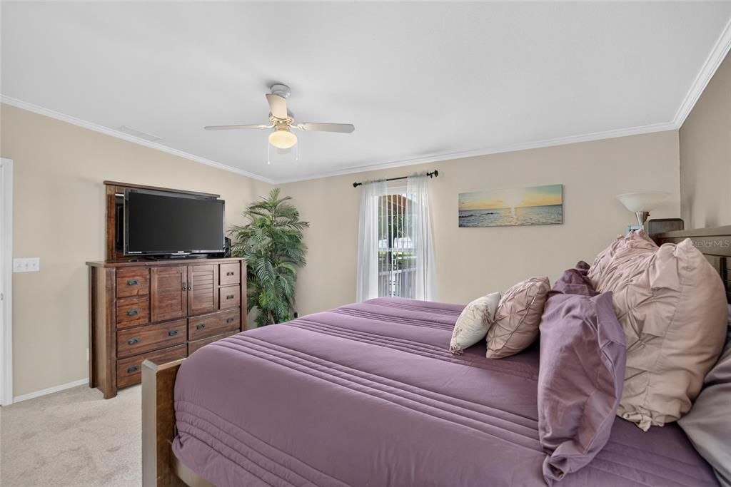 For Sale: $325,000 (4 beds, 2 baths, 2182 Square Feet)