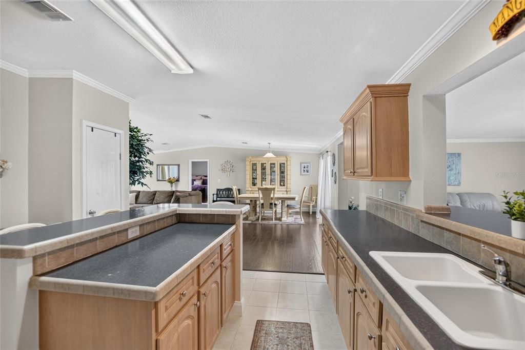 For Sale: $325,000 (4 beds, 2 baths, 2182 Square Feet)