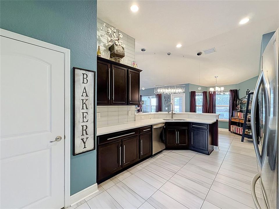 For Sale: $449,900 (4 beds, 2 baths, 2336 Square Feet)