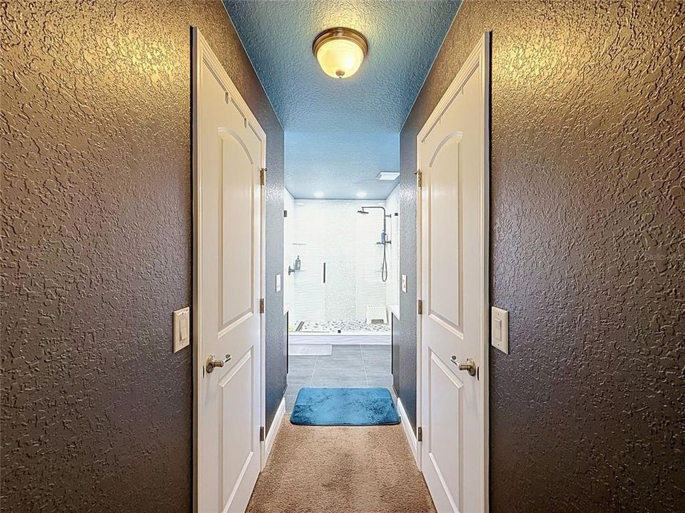 For Sale: $449,900 (4 beds, 2 baths, 2336 Square Feet)