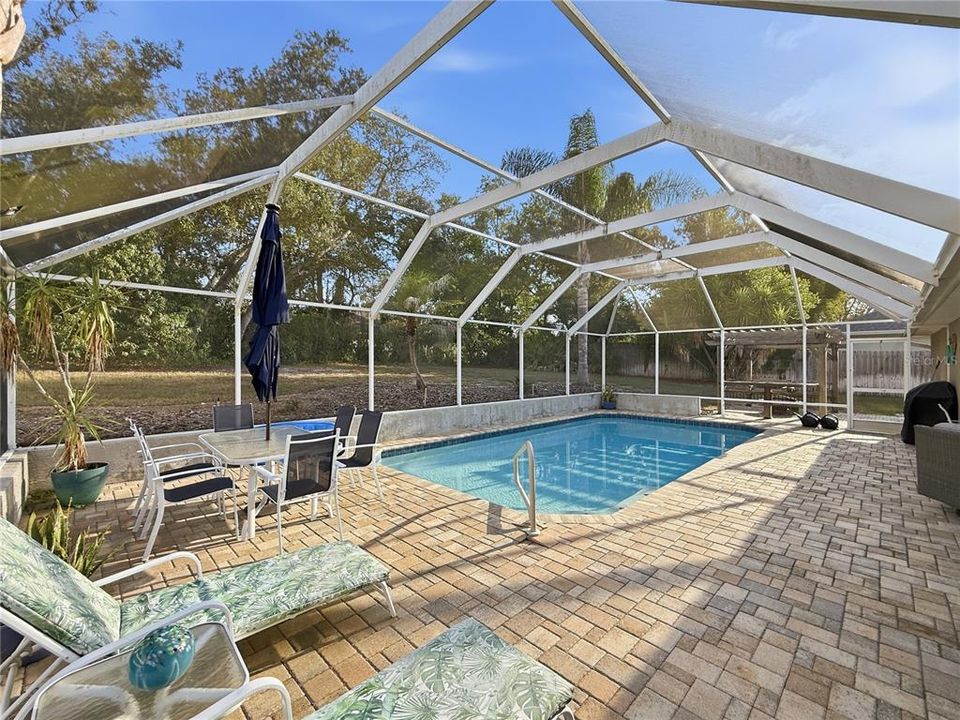 For Sale: $449,900 (4 beds, 2 baths, 2336 Square Feet)