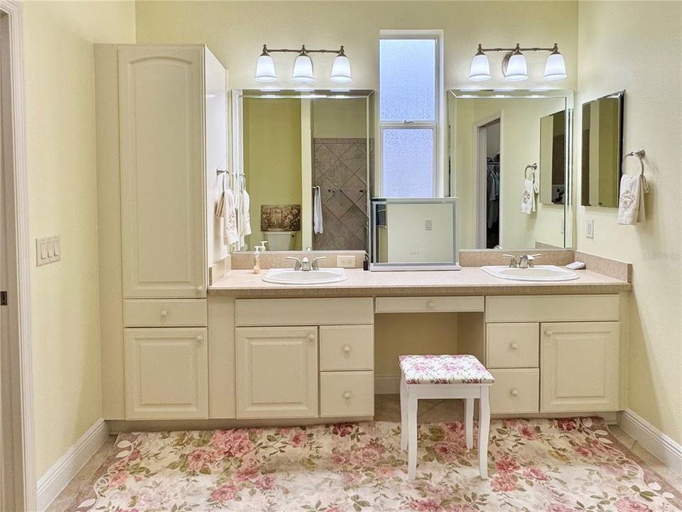 На продажу: $479,900 (3 спален, 2 ванн, 2171 Квадратных фут)