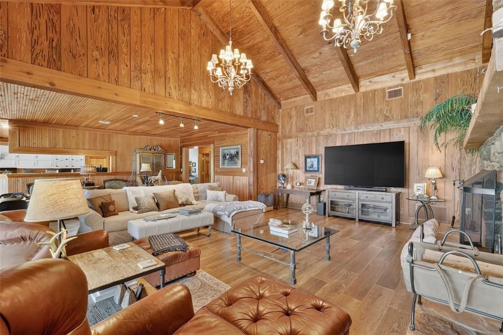For Sale: $2,500,000 (4 beds, 3 baths, 3271 Square Feet)