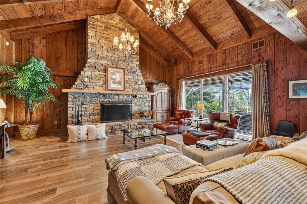 For Sale: $2,500,000 (4 beds, 3 baths, 3271 Square Feet)