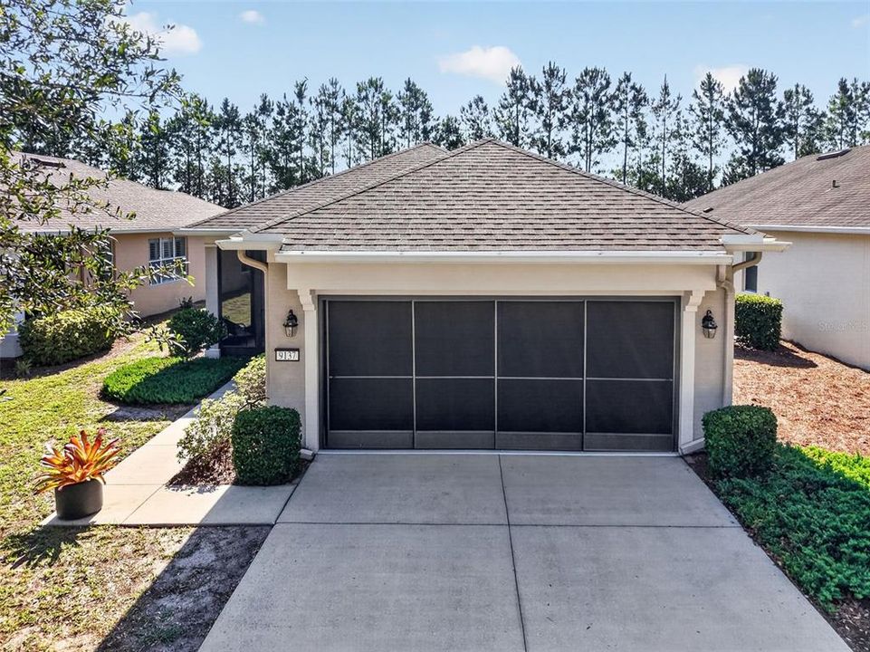 For Sale: $264,000 (2 beds, 2 baths, 1437 Square Feet)