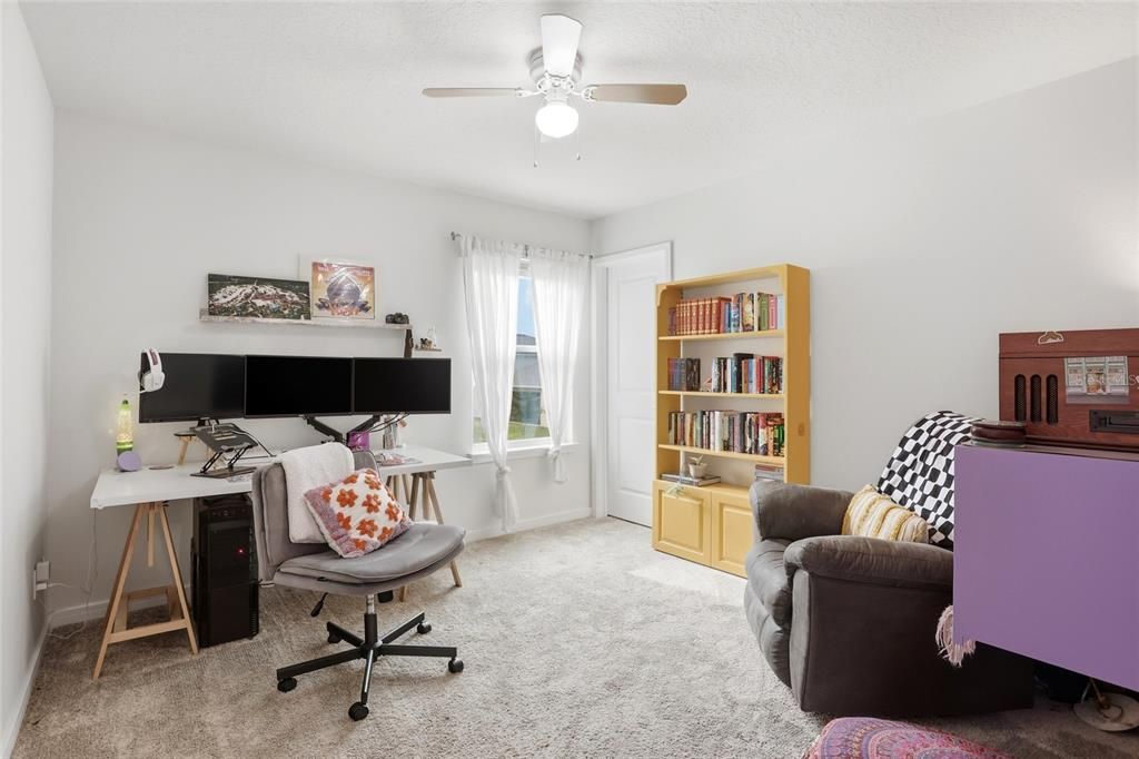 For Sale: $420,000 (4 beds, 3 baths, 1992 Square Feet)