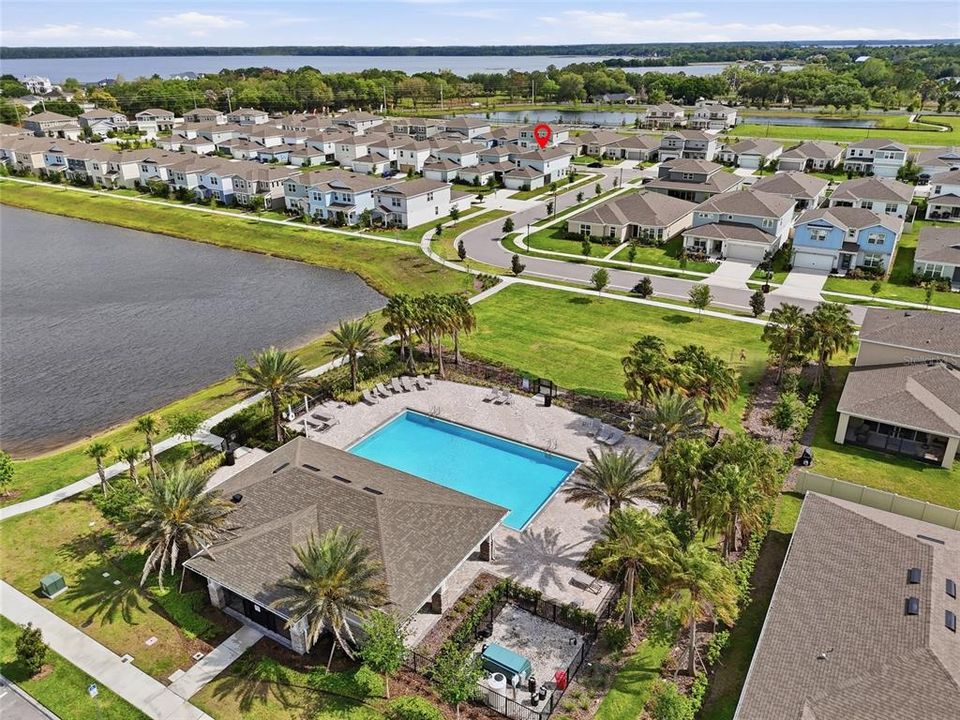 For Sale: $420,000 (4 beds, 3 baths, 1992 Square Feet)