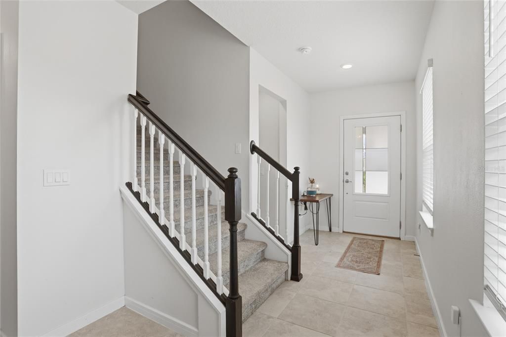 For Sale: $420,000 (4 beds, 3 baths, 1992 Square Feet)