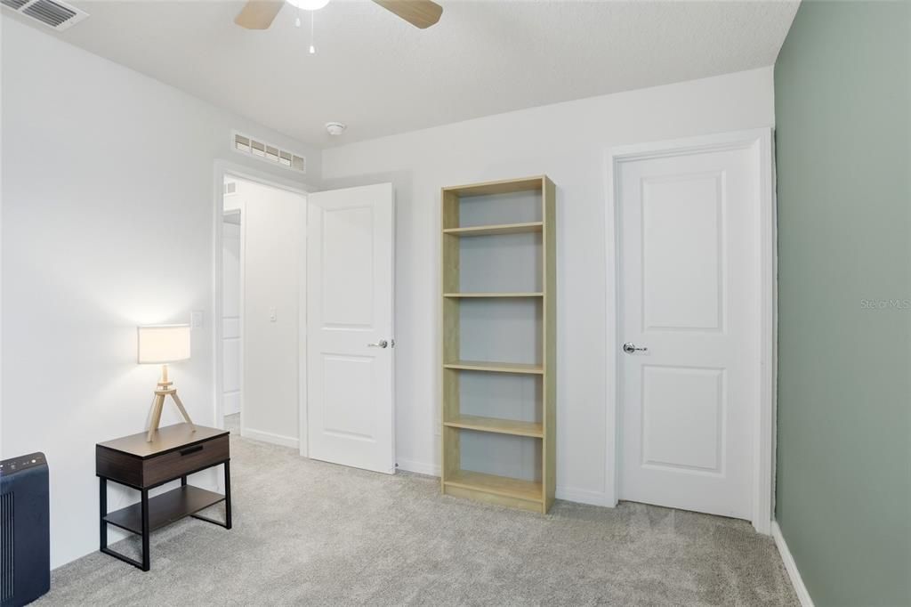 For Sale: $420,000 (4 beds, 3 baths, 1992 Square Feet)