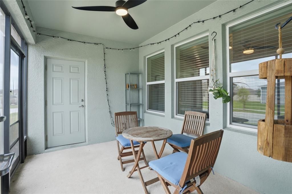 For Sale: $420,000 (4 beds, 3 baths, 1992 Square Feet)