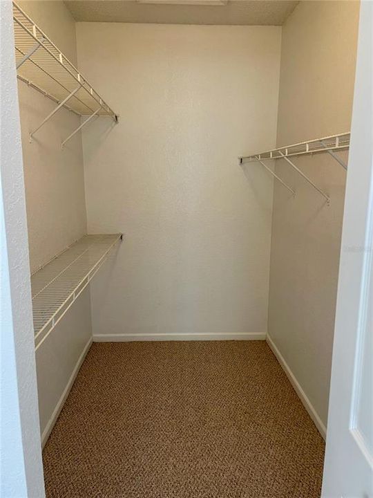 В аренду: $1,375 (1 спален, 1 ванн, 869 Квадратных фут)
