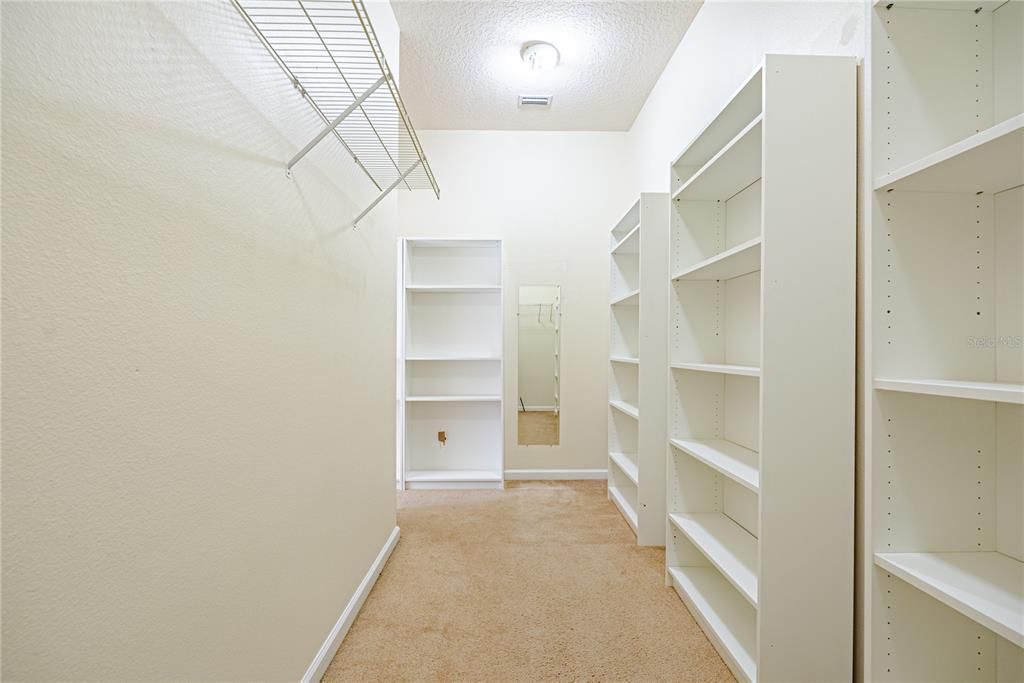 В аренду: $2,900 (4 спален, 2 ванн, 2534 Квадратных фут)