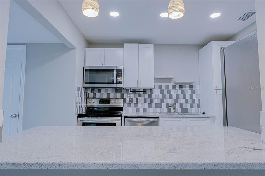 В аренду: $2,200 (2 спален, 1 ванн, 1100 Квадратных фут)