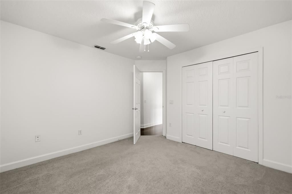 For Sale: $750,000 (5 beds, 2 baths, 2366 Square Feet)