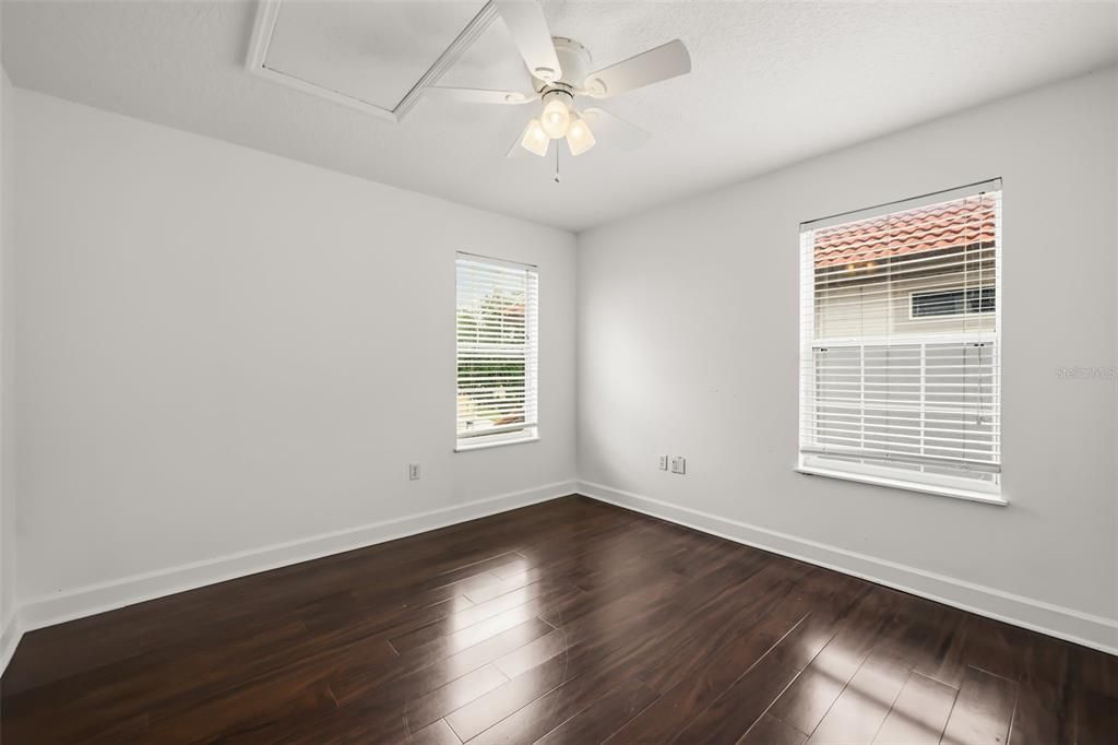 For Sale: $750,000 (5 beds, 2 baths, 2366 Square Feet)