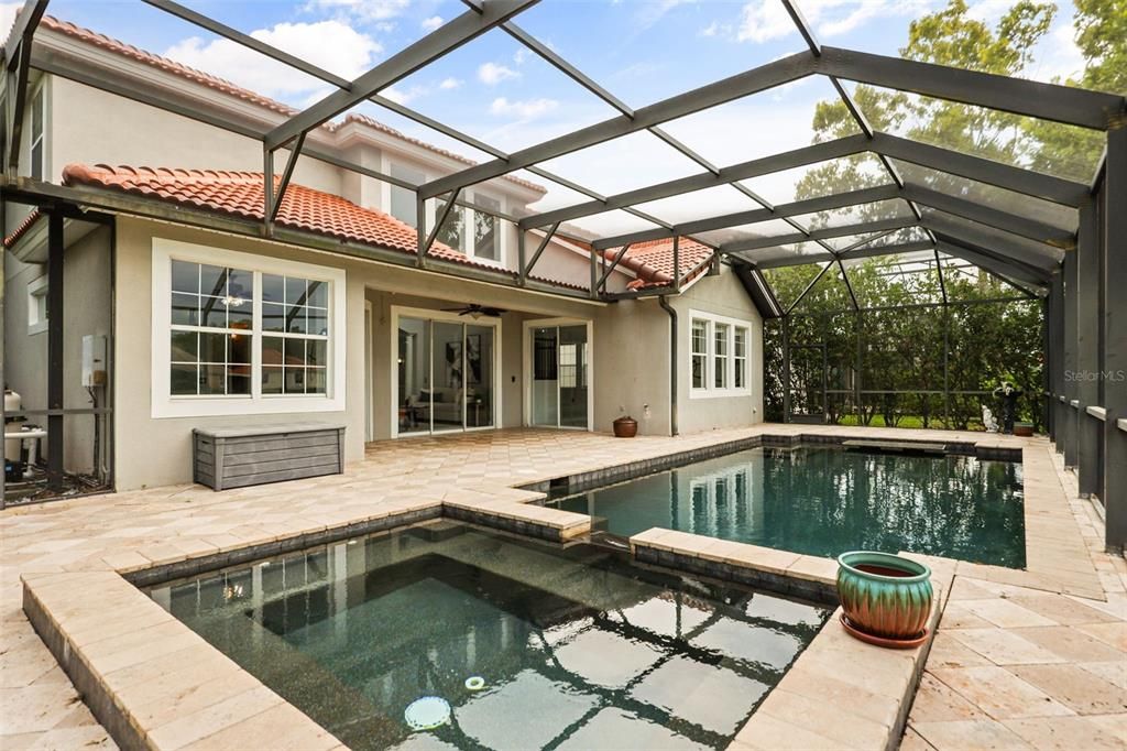 For Sale: $750,000 (5 beds, 2 baths, 2366 Square Feet)