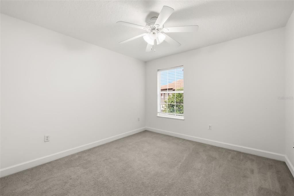 For Sale: $750,000 (5 beds, 2 baths, 2366 Square Feet)