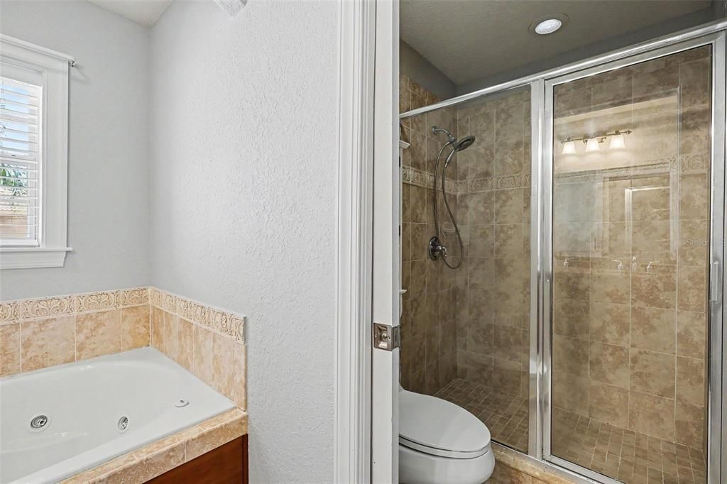 For Sale: $334,900 (3 beds, 2 baths, 1752 Square Feet)