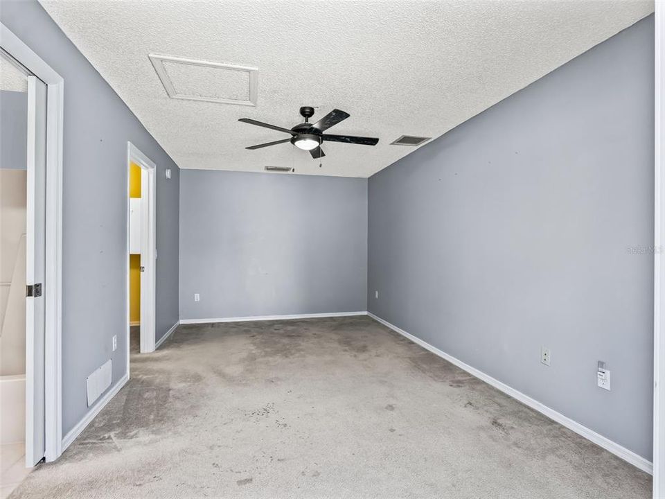 En Venta: $310,000 (3 camas, 2 baños, 1749 Pies cuadrados)