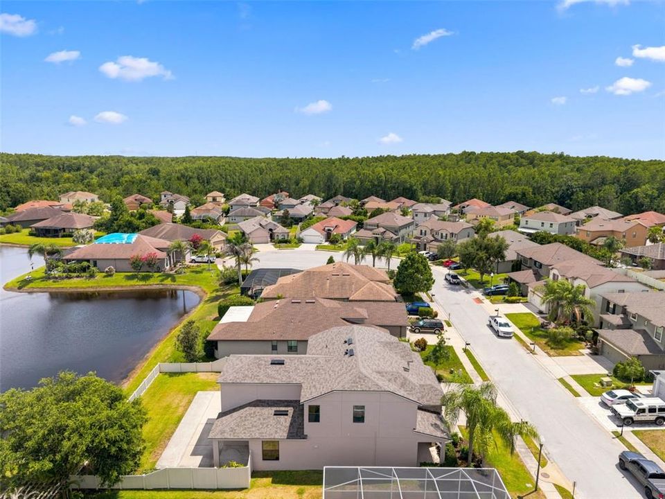 На продажу: $649,900 (4 спален, 2 ванн, 3117 Квадратных фут)