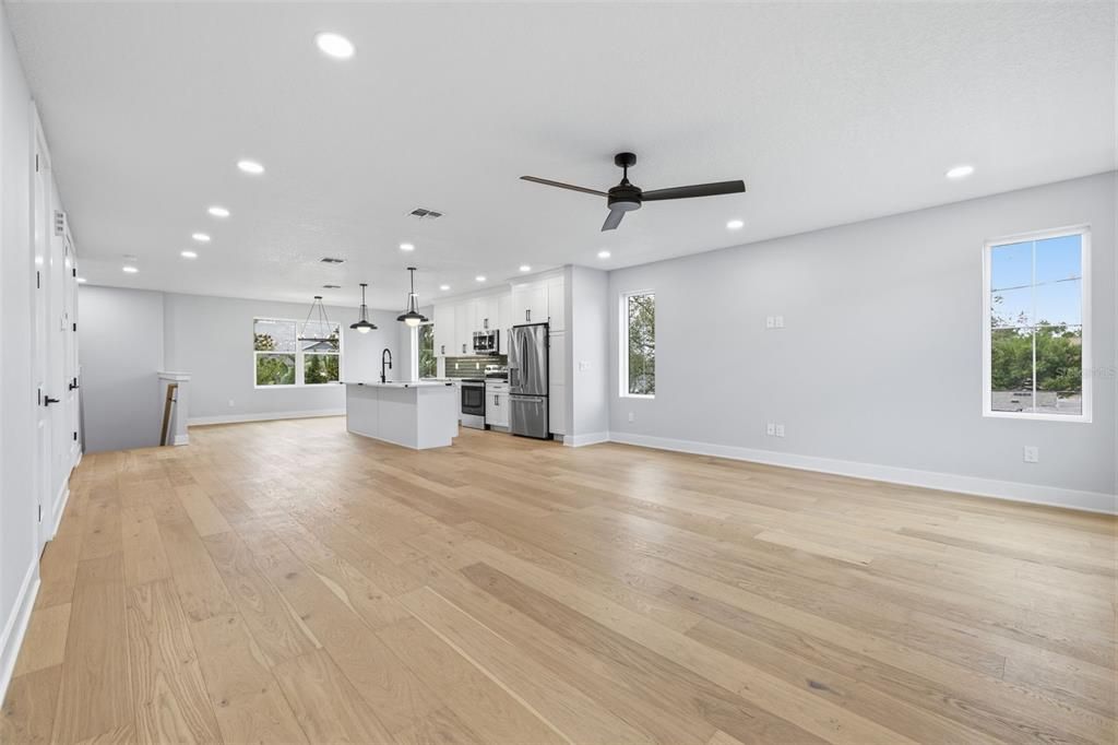 For Rent: $5,800 (4 beds, 4 baths, 2480 Square Feet)