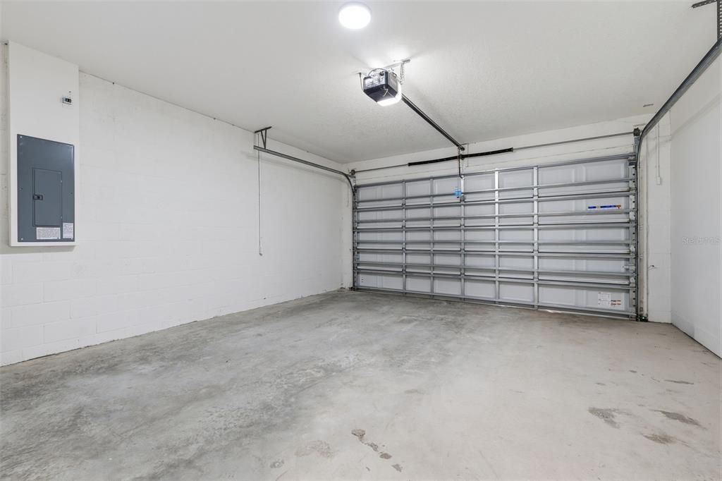 For Rent: $5,800 (4 beds, 4 baths, 2480 Square Feet)