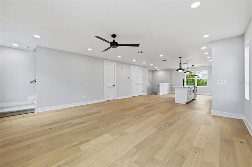 For Rent: $5,800 (4 beds, 4 baths, 2480 Square Feet)