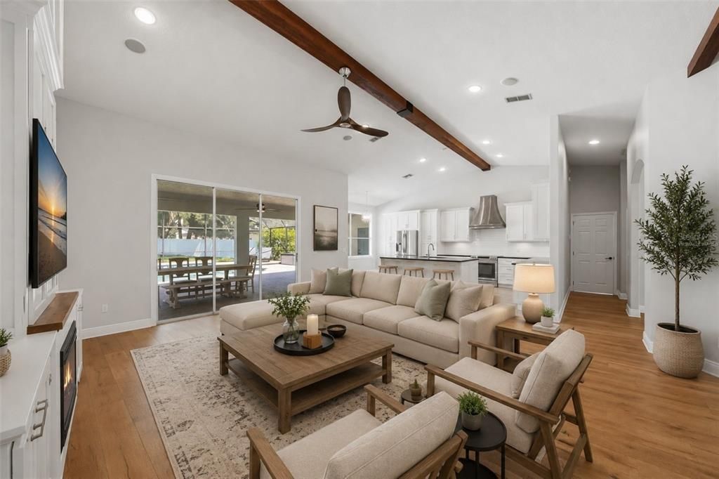En Venta: $935,000 (4 camas, 3 baños, 2582 Pies cuadrados)