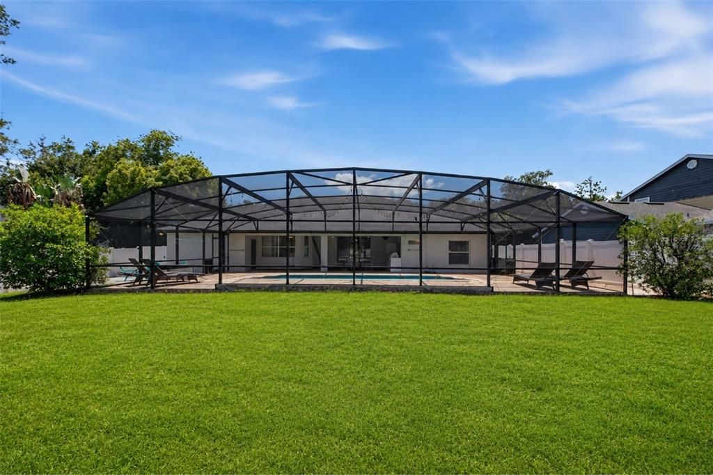 En Venta: $935,000 (4 camas, 3 baños, 2582 Pies cuadrados)