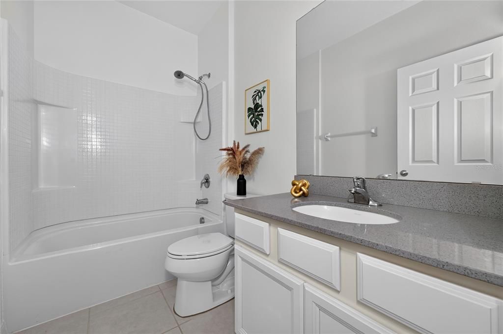В аренду: $2,300 (3 спален, 2 ванн, 1636 Квадратных фут)