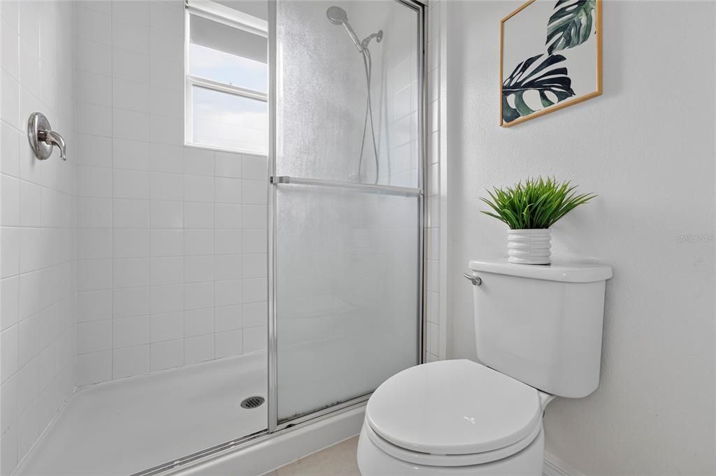 В аренду: $2,300 (3 спален, 2 ванн, 1636 Квадратных фут)