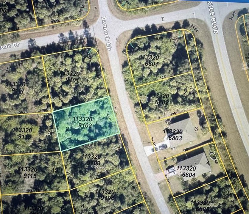 For Sale: $20,000 (0.25 acres)