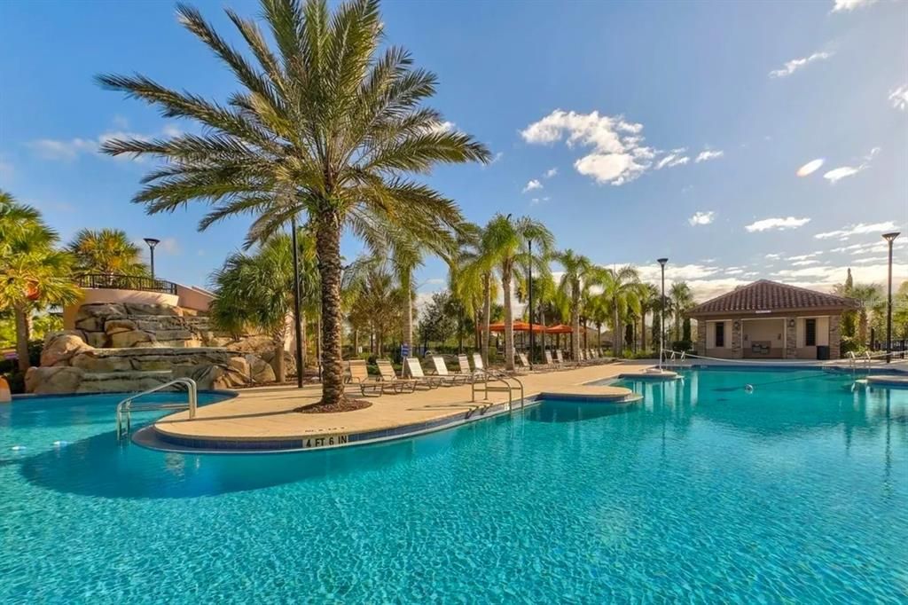 En Venta: $720,000 (10 camas, 8 baños, 4219 Pies cuadrados)