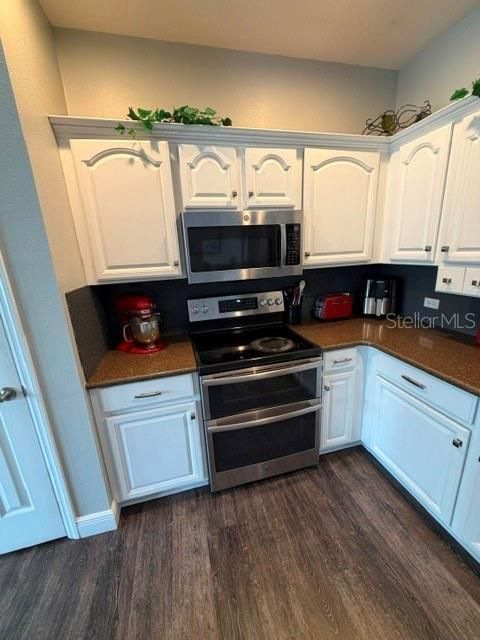 В аренду: $5,500 (4 спален, 3 ванн, 2028 Квадратных фут)