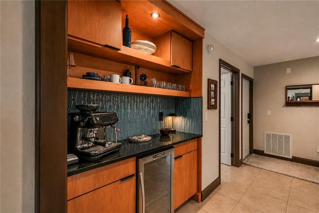 На продажу: $989,000 (3 спален, 2 ванн, 2782 Квадратных фут)