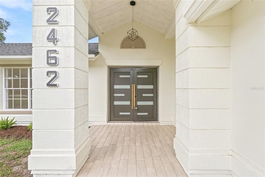 For Sale: $419,900 (3 beds, 2 baths, 1940 Square Feet)