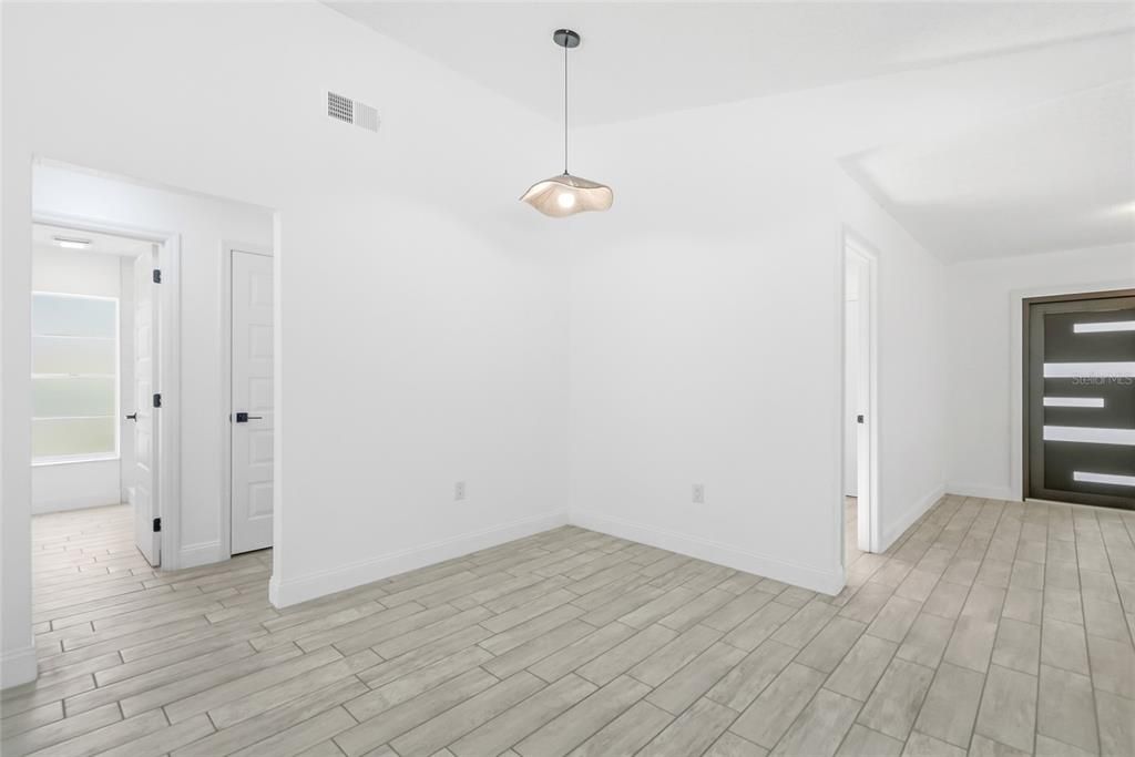 For Sale: $419,900 (3 beds, 2 baths, 1940 Square Feet)