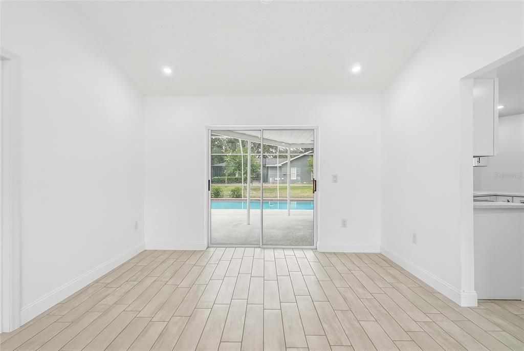 For Sale: $419,900 (3 beds, 2 baths, 1940 Square Feet)