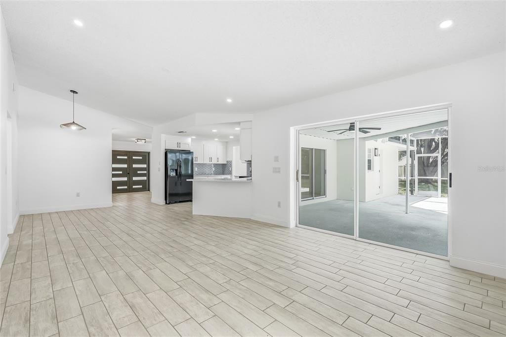 For Sale: $419,900 (3 beds, 2 baths, 1940 Square Feet)