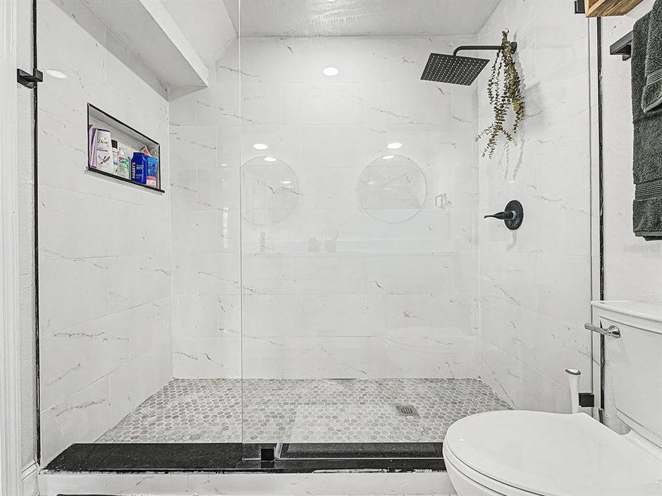 For Sale: $455,000 (3 beds, 2 baths, 1500 Square Feet)