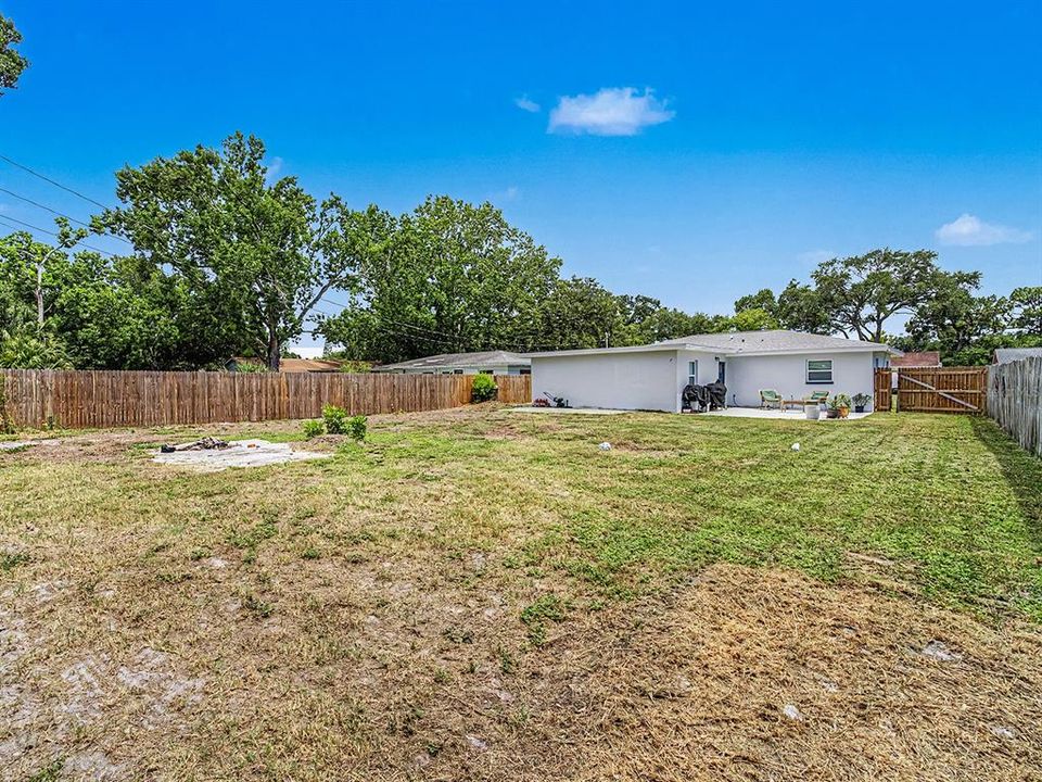 For Sale: $455,000 (3 beds, 2 baths, 1500 Square Feet)
