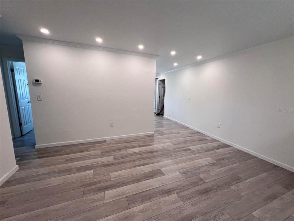 В аренду: $1,875 (2 спален, 1 ванн, 806 Квадратных фут)