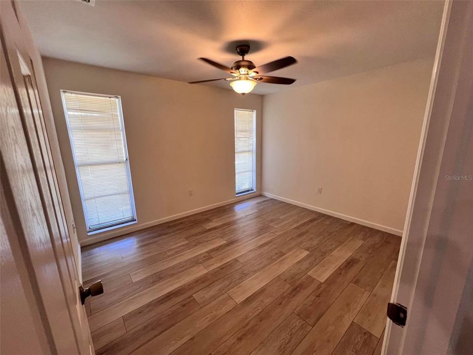 В аренду: $1,875 (2 спален, 1 ванн, 806 Квадратных фут)
